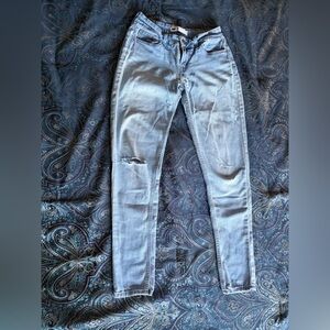 Light Blue Women's Levi Jeans